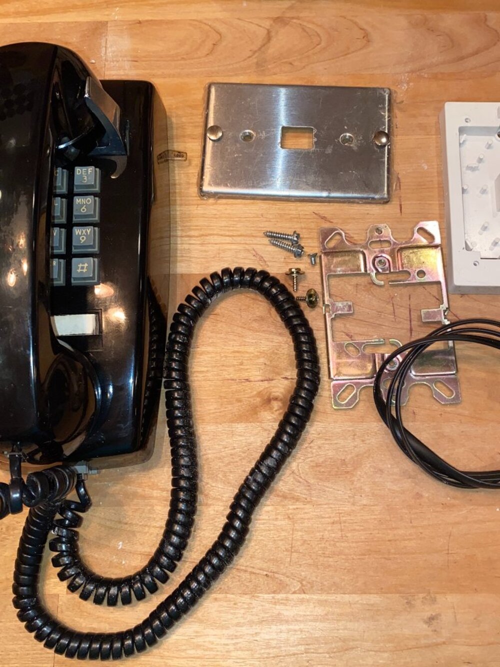 Bell Systems Western Electric Vintage Retro Wall Phone 2554
